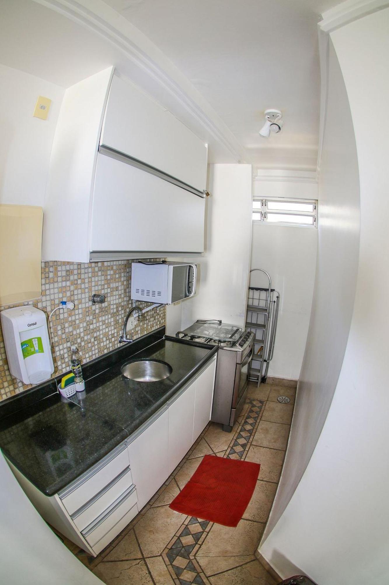 Pe Na Areia: Beachfront Guarujá Apartment with AC and Ocean Views Exterior photo